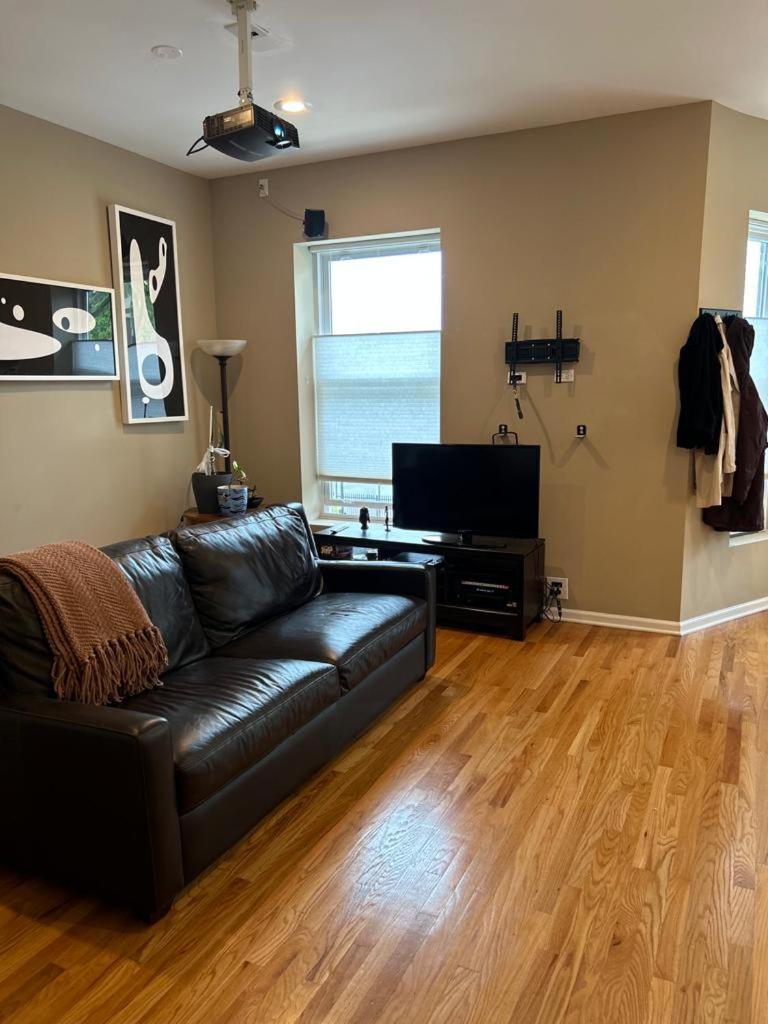 Gorgeous North Kenwood Hyde Park Unit Apartamento *